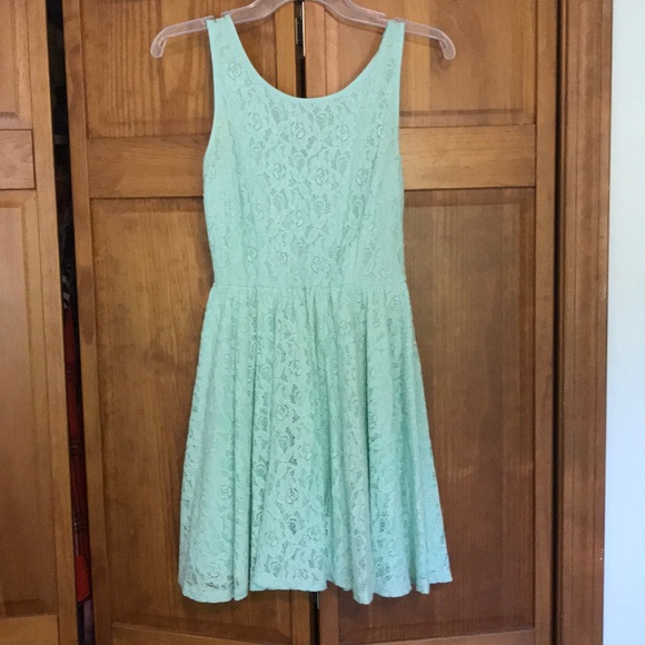 Dress - Picture 1 of 5